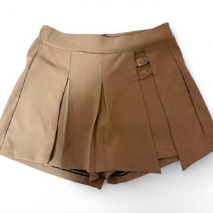 Tan Women's Pleated Skorts